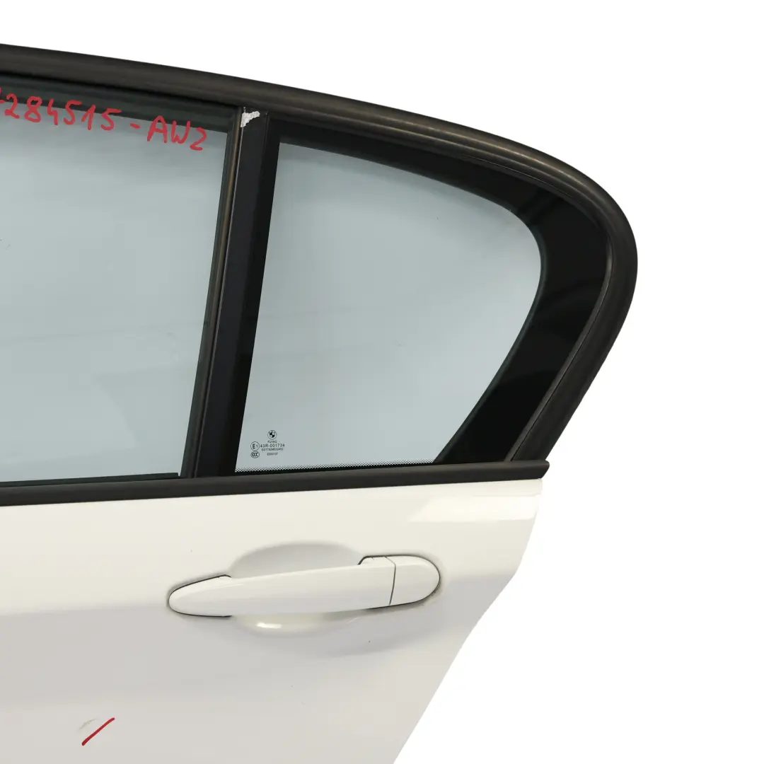 Puerta Trasera Izquierda Alpinweiss 3 Alpine White - 300 para BMW F20 con número de pieza 7284515 BMW F20 Puerta Trasera Izquierda Alpinweiss 3 Alpine White - 300 - SKU 7284515-AW2 - Número de pieza 7284515
