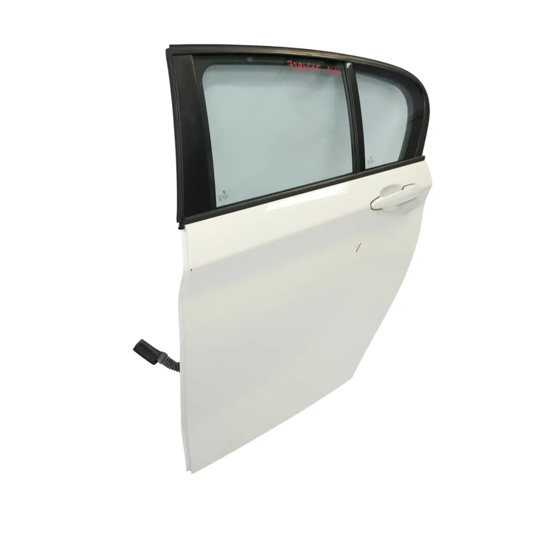 Puerta Trasera Izquierda Alpinweiss 3 Alpine White - 300 para BMW F20 con número de pieza 7284515 BMW F20 Puerta Trasera Izquierda Alpinweiss 3 Alpine White - 300 - SKU 7284515-AW2 - Número de pieza 7284515
