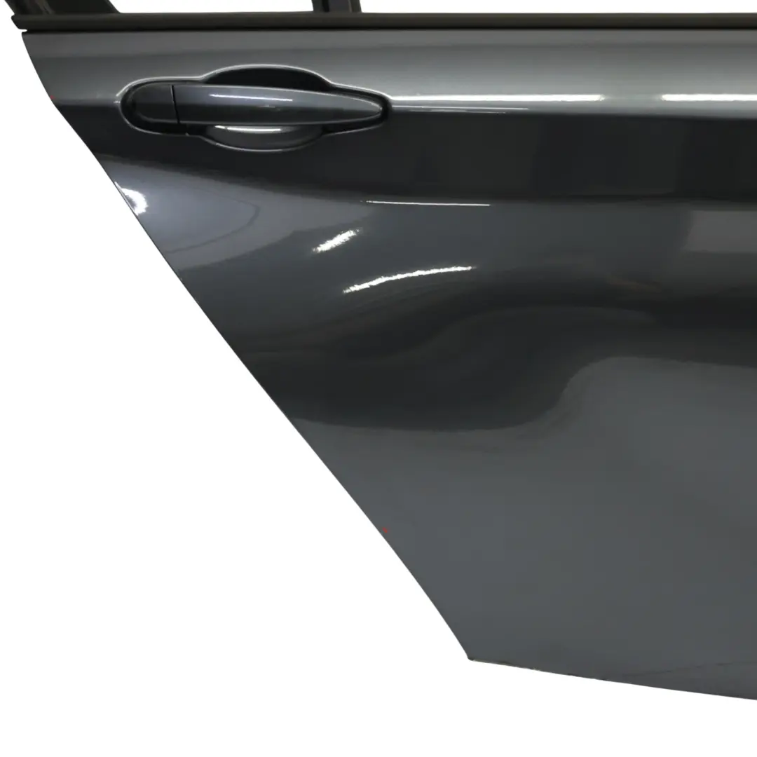 Puerta Trasera Derecha Mineralgrau Metallic - B39 para BMW F20 con número de pieza 7284516 BMW F20 Puerta Trasera Derecha Mineralgrau Metallic - B39 - SKU 7284516-MG1 - Número de pieza 7284516
