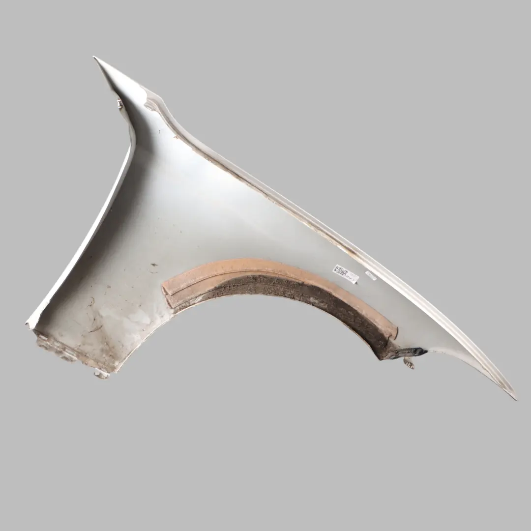 Pannello laterale parafango anteriore sinistro Mineralweiss A96 per BMW F20 F21 con numero di parte 7284645 BMW F20 F21 Pannello laterale parafango anteriore sinistro Mineralweiss A96 - SKU 7284645-MW - Numero di parte 7284645