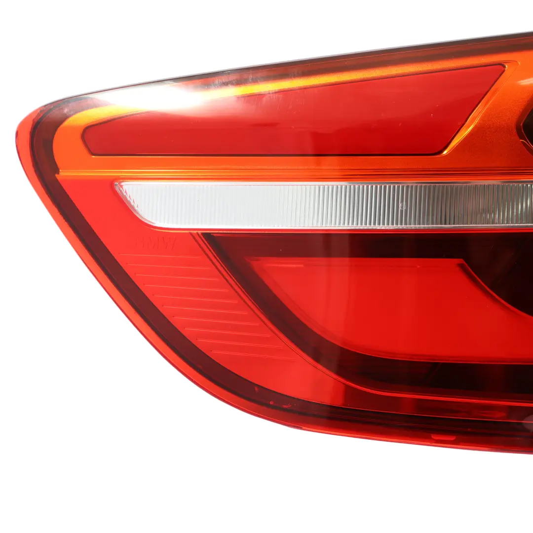 Feu Arrière Latéral Gauche pour BMW X6 E71 à propos du numéro de pièce 7295001 BMW X6 E71 Feu Arrière Latéral Gauche - SKU 7295001-1 - Numéro de pièce 7295001