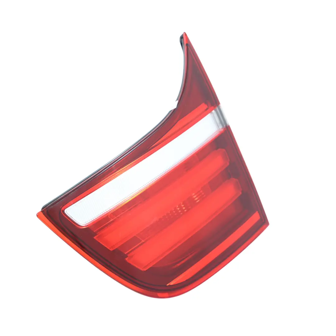 Feu Arrière Dans Couvercle Coffre Droit 7179988 pour BMW X6 E71 E72 à propos du numéro de pièce 7295006 BMW X6 E71 E72 Feu Arrière Dans Couvercle Coffre Droit 7179988 - SKU 7295006 - Numéro de pièce 7295006