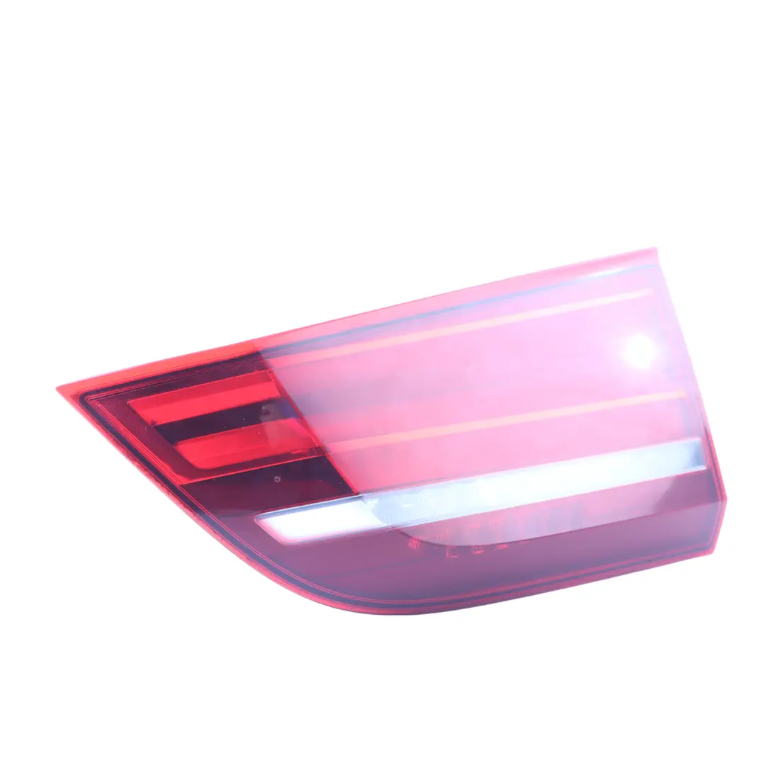 Lampada posteriore BMW X5 F15 F85 Luce destra Portellone bagagliaio per con numero di parte 7301272 Lampada posteriore BMW X5 F15 F85 Luce destra Portellone bagagliaio - SKU 7301272-1 - Numero di parte 7301272