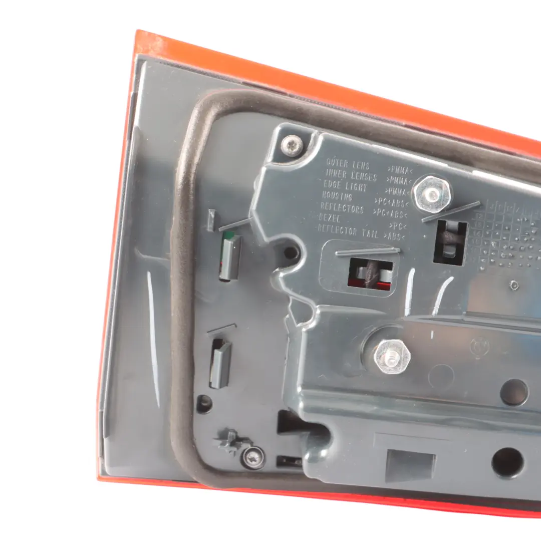 Luz Trasera BMW X5 F15 F85 Derecha Luz Tapa Maletero Puerta trasera para con número de pieza 7301272 Luz Trasera BMW X5 F15 F85 Derecha Luz Tapa Maletero Puerta trasera - SKU 7301272-1 - Número de pieza 7301272