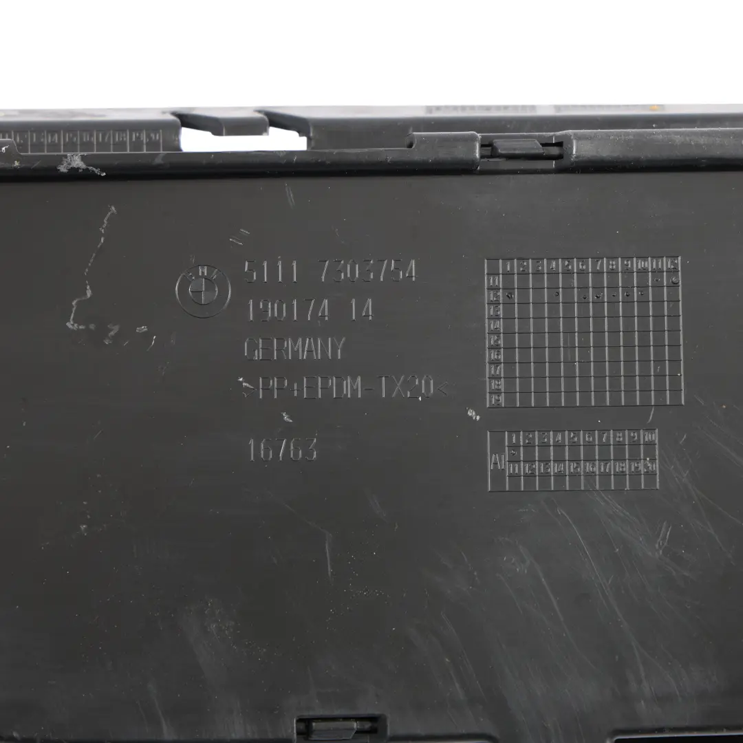 Paragolpes Delantero Inferior Embellecedor Derecha Negro para BMW X1 E84 con número de pieza 7303754 BMW X1 E84 Paragolpes Delantero Inferior Embellecedor Derecha Negro - SKU 7303754-3 - Número de pieza 7303754