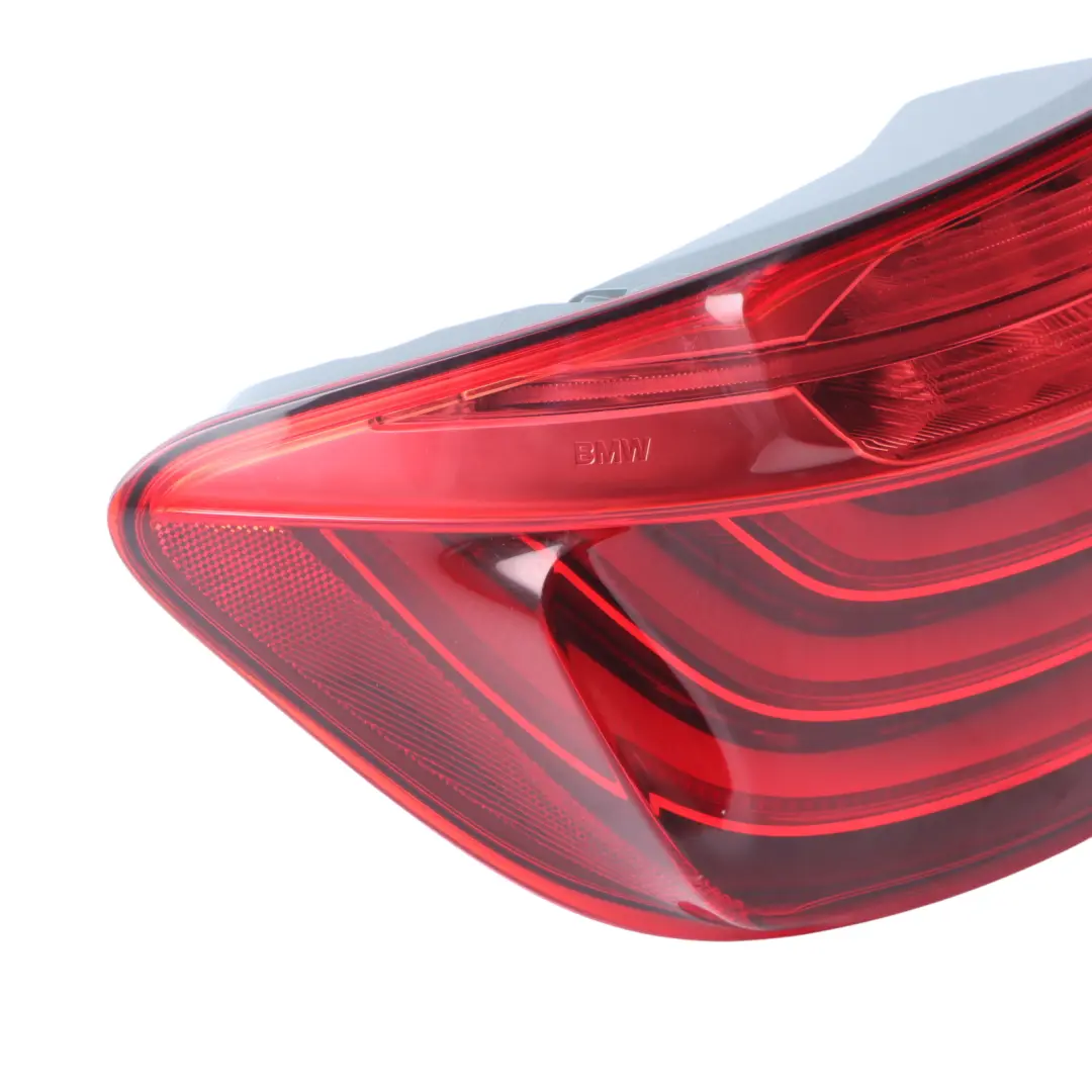 Lampa Tylna W Błotniku Lewa do BMW F10 o numerze 7306161 BMW F10 Lampa Tylna W Błotniku Lewa - SKU 7306161-2 - Numer Części 7306161