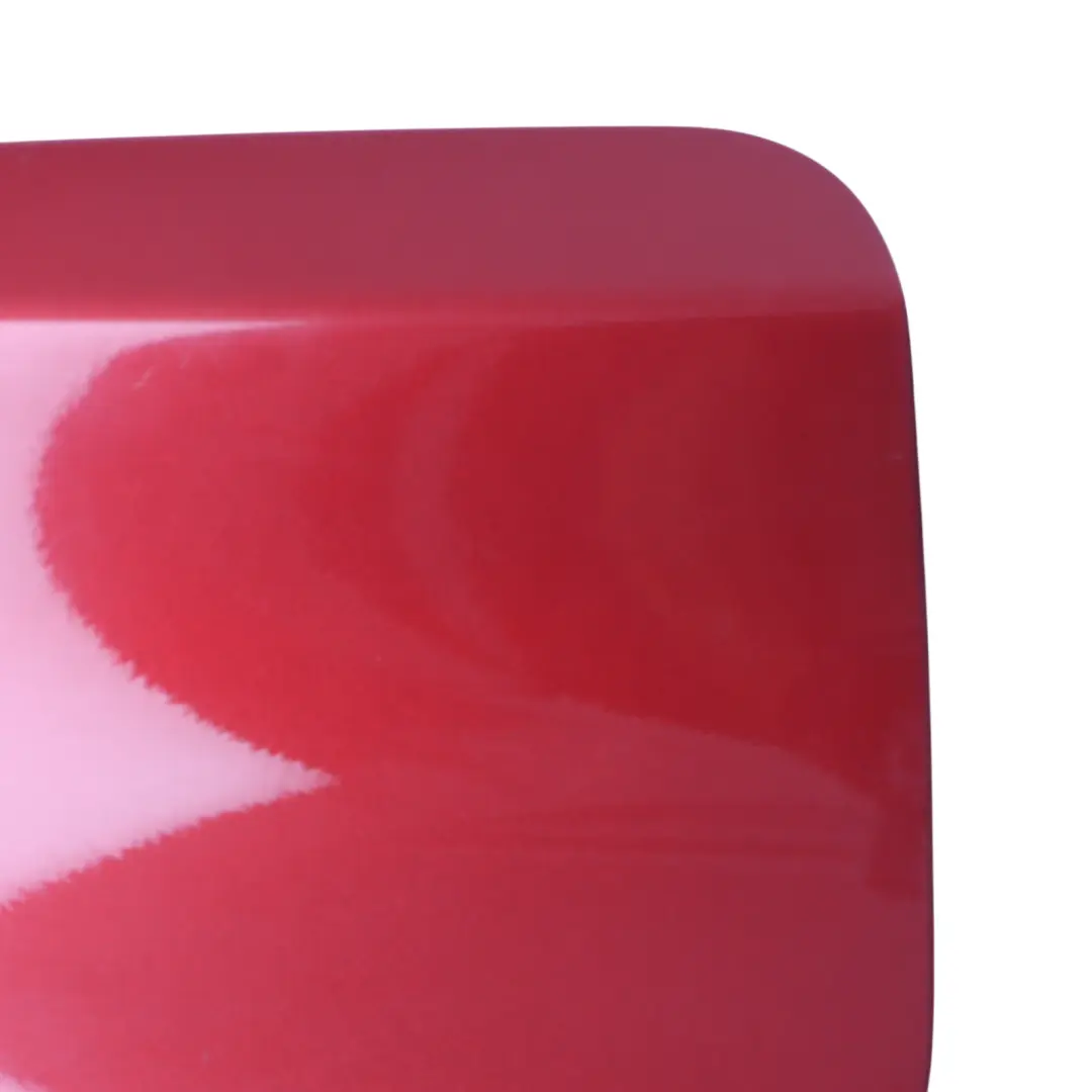 BMW F46 Tapa Combustible Rojo Flamenco Brillante C06 - SKU 7332407-FLR - Número de pieza 7332407