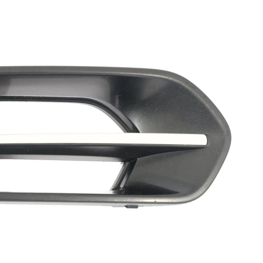 Rejilla Parachoques Delantero Izquierdo Fog Light Cubierta para BMW F20 F21 con número de pieza 7341613 BMW F20 F21 Rejilla Parachoques Delantero Izquierdo Fog Light Cubierta - SKU 7341613 - Número de pieza 7341613