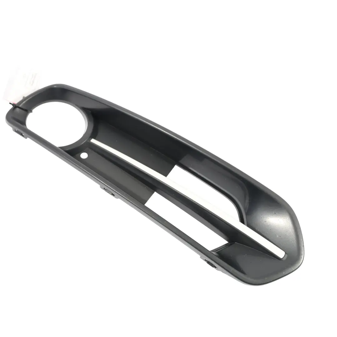 Rejilla Parachoques Delantero Izquierdo Fog Light Cubierta para BMW F20 F21 con número de pieza 7341613 BMW F20 F21 Rejilla Parachoques Delantero Izquierdo Fog Light Cubierta - SKU 7341613 - Número de pieza 7341613