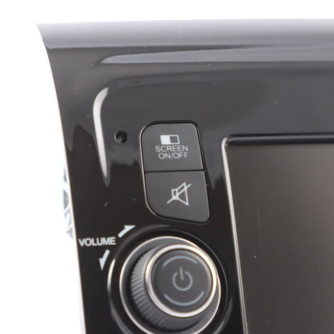 Citroen Relay III Stereo Radio Head Unit to with Part number 7357588720 Citroen Relay III Stereo Radio Head Unit - SKU 7357588720 - Part number 7357588720