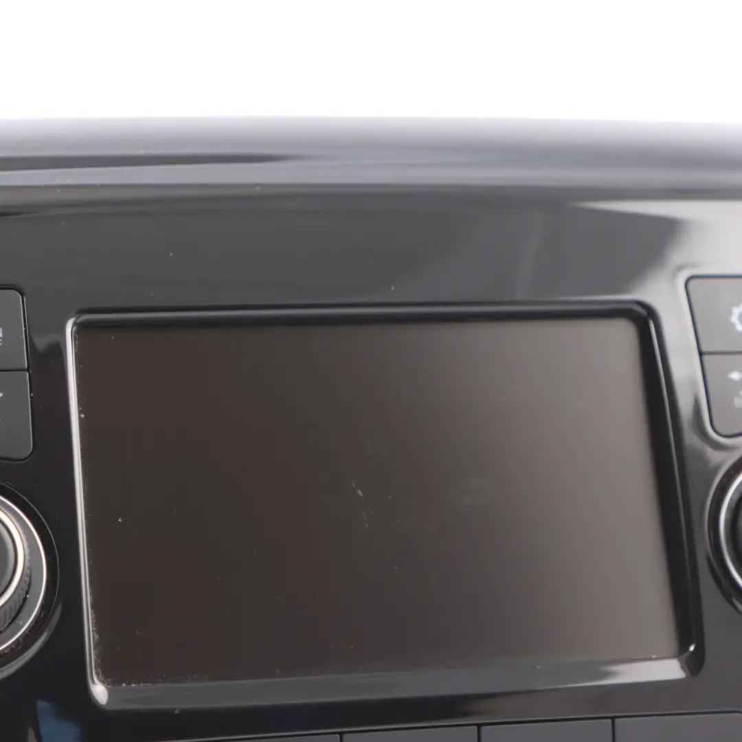 Citroen Relay III Stereo Radio Head Unit to with Part number 7357588720 Citroen Relay III Stereo Radio Head Unit - SKU 7357588720 - Part number 7357588720