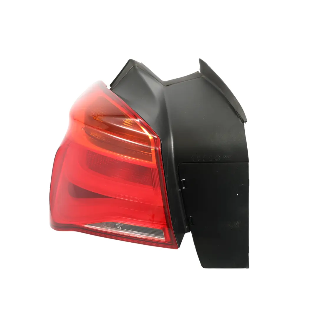 Lampa Tylna Lewa Tył Lewy Klapy Bagażnika do BMW F20 F21 o numerze 7359017 BMW F20 F21 Lampa Tylna Lewa Tył Lewy Klapy Bagażnika - SKU 7359017-3 - Numer Części 7359017