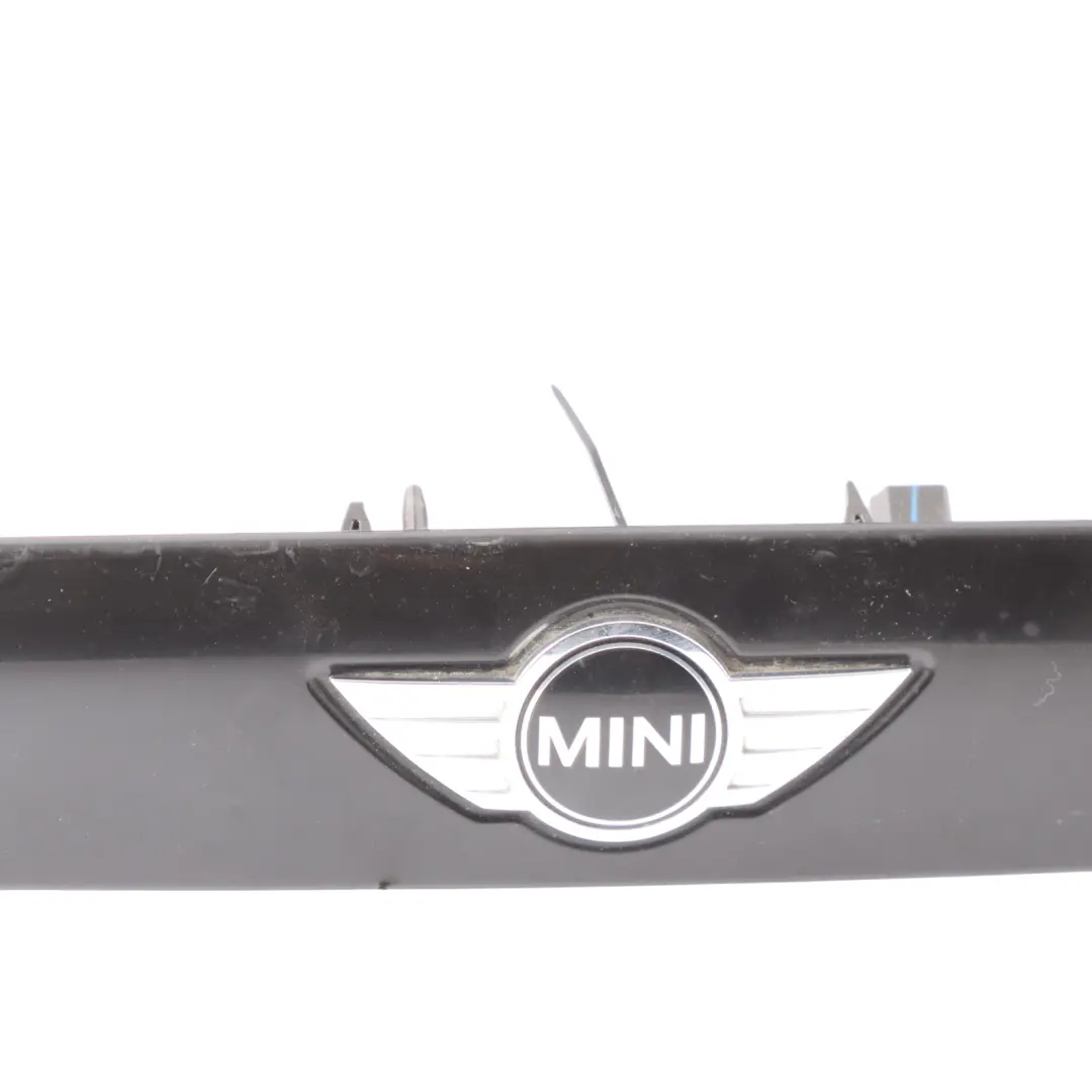 Trunk Lid Grip Handle Boot Glanz Schwarz to Mini F55 F56 F57 Rear with Part number 7362120 Mini F55 F56 F57 Rear Trunk Lid Grip Handle Boot Glanz Schwarz - SKU 7362120 - Part number 7362120