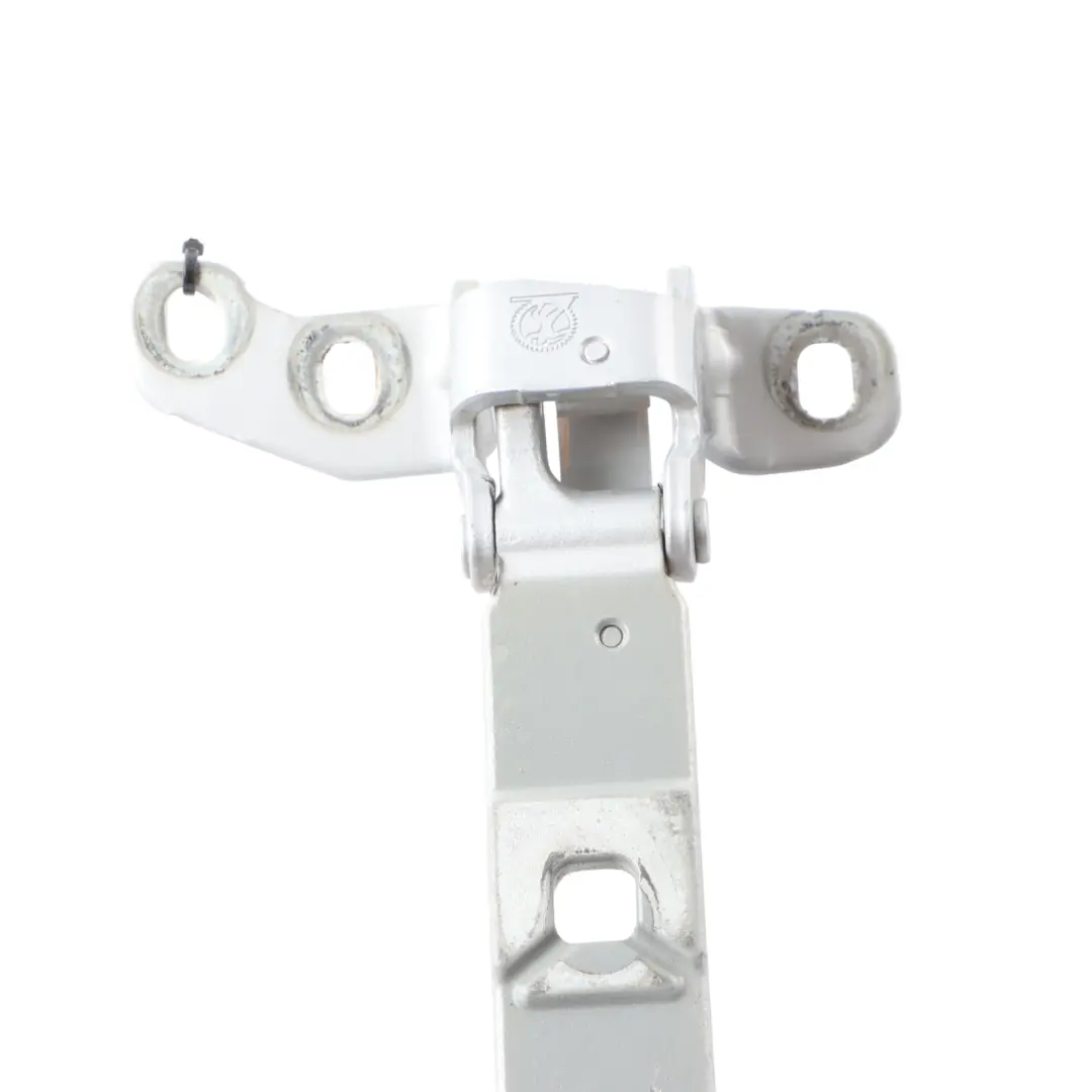 Cerniera Portellone Posteriore Superiore Destra Glacier Silver-A83 per BMW X5 F15 con numero di parte 7378128 BMW X5 F15 Cerniera Portellone Posteriore Superiore Destra Glacier Silver-A83 - SKU 7378128-GSB - Numero di parte 7378128