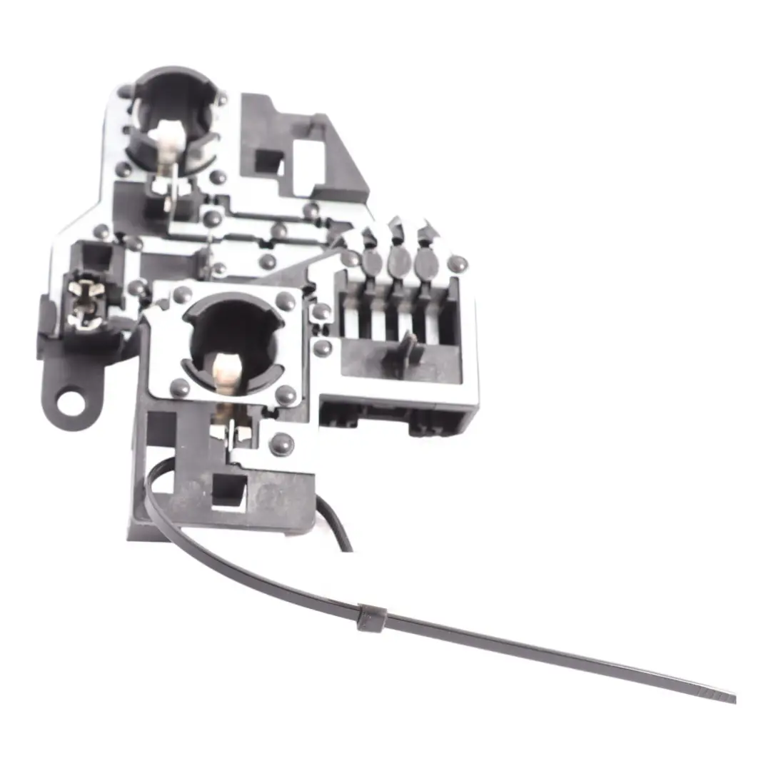 BMW F46 Portalampada Presa Corrente Posteriore Nel Bagagliaio Luce - SKU 7413057 - Numero di parte 7413057