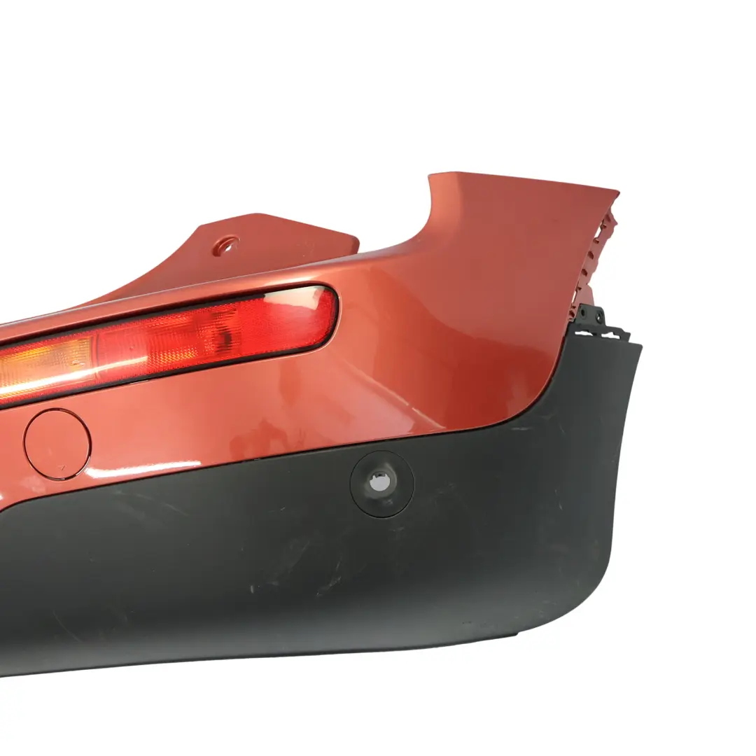 Hinten Stoßstangenverkleidung Indian Red Rot Metallic - C3X für Mini Clubman F54 mit Teilenummer 7422838 Mini Clubman F54 Hinten Stoßstangenverkleidung Indian Red Rot Metallic - C3X - SKU 7422838-IRE - Teilenummer 7422838