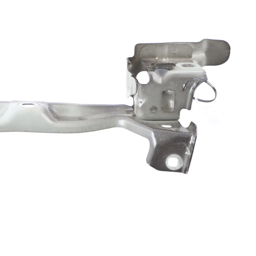 Front Wing Fender Headlight Right O/S Bracket Black Sapphire - 475 to BMW F40 with Part number 7450377 BMW F40 Front Wing Fender Headlight Right O/S Bracket Black Sapphire - 475 - SKU 7450377-BS - Part number 7450377