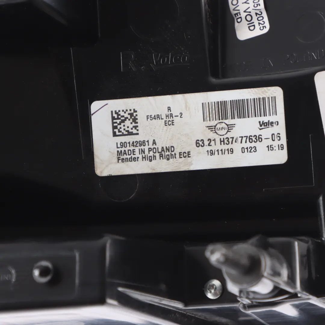 Right O/S LED Tail Light Lamp to Mini Cooper Clubman F54 Rear with Part number 7477636 Mini Cooper Clubman F54 Rear Right O/S LED Tail Light Lamp - SKU 7477636 - Part number 7477636