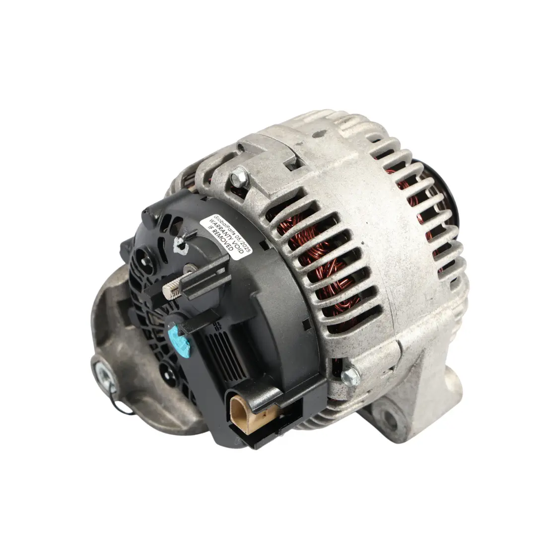 Alternatore Generatore 150A per BMW X3 E83 E46 E60 E61 E65 con numero di parte 7521137 BMW X3 E83 E46 E60 E61 E65 Alternatore Generatore 150A - SKU 7521137-2 - Numero di parte 7521137