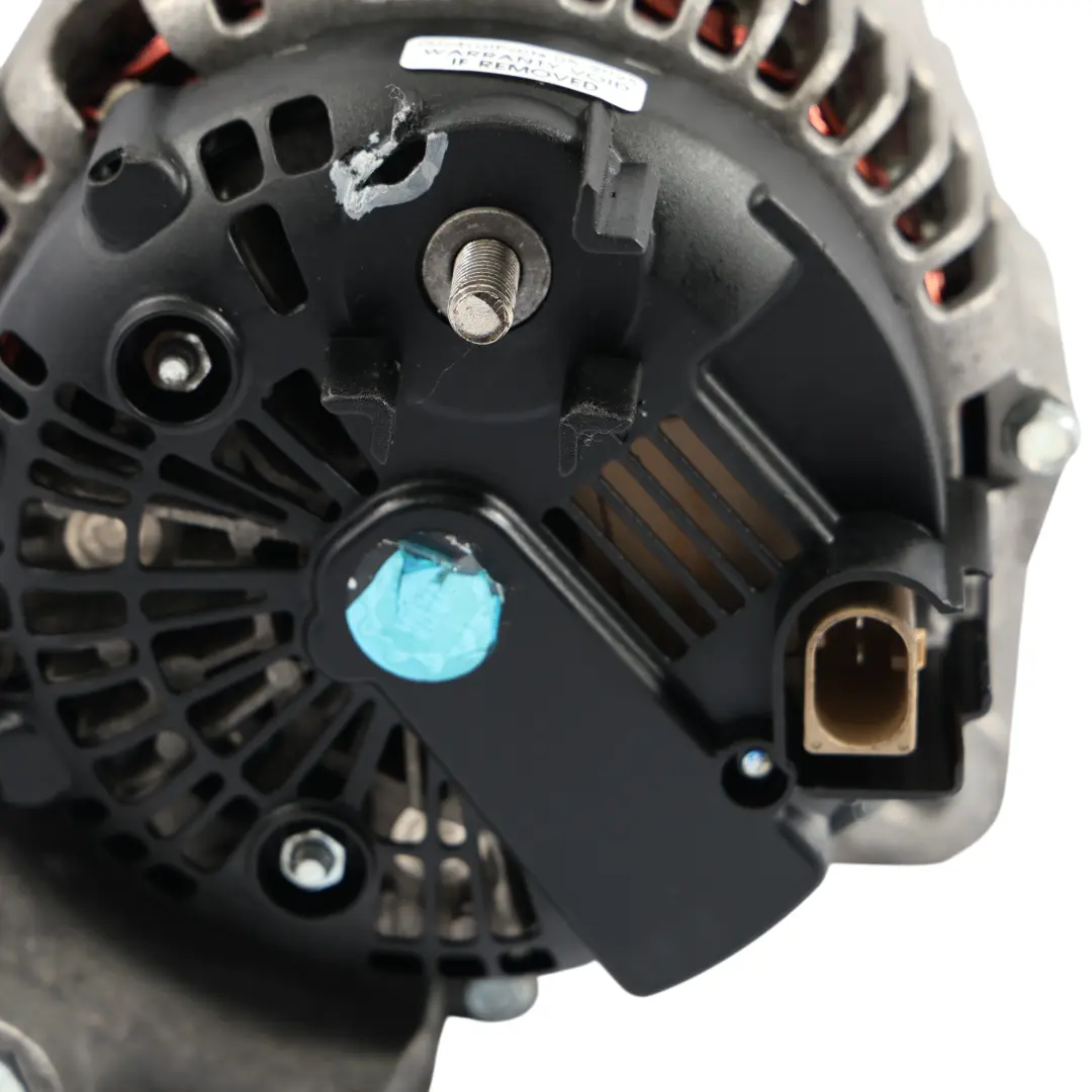 Alternatore Generatore 150A per BMW X3 E83 E46 E60 E61 E65 con numero di parte 7521137 BMW X3 E83 E46 E60 E61 E65 Alternatore Generatore 150A - SKU 7521137-2 - Numero di parte 7521137