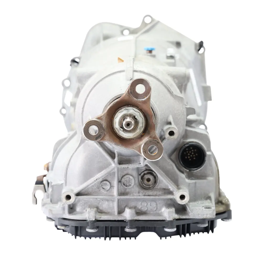 Automatyczna Skrzynia Biegów 7556043 do BMW E87 E90 118i 318i o numerze 7543089 BMW E87 E90 118i 318i Automatyczna Skrzynia Biegów 7556043 - SKU 7543089 - Numer Części 7543089