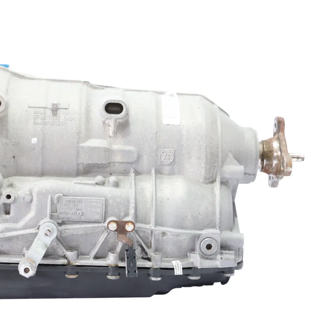 Automatyczna Skrzynia Biegów 7556043 do BMW E87 E90 118i 318i o numerze 7543089 BMW E87 E90 118i 318i Automatyczna Skrzynia Biegów 7556043 - SKU 7543089 - Numer Części 7543089