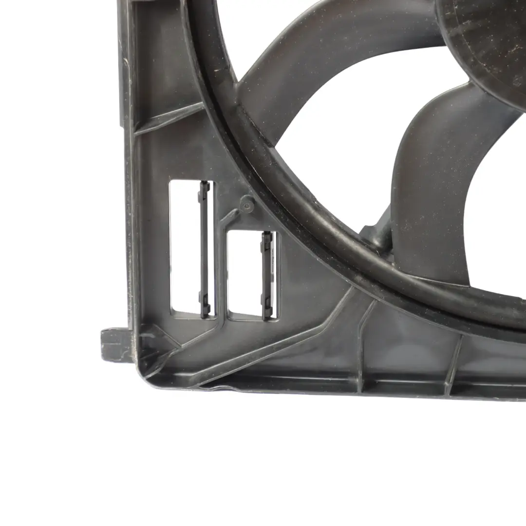 Radiator Fan BMW X5 F15 X6 F16 Engine Cooling Unit Shroud 850W to with Part number 7634472 Radiator Fan BMW X5 F15 X6 F16 Engine Cooling Unit Shroud 850W - SKU 7634472 - Part number 7634472