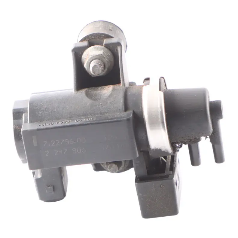 Druck Wandler AGR Magnet Ventil 2247906 für BMW X5 E53 E60 E65 E70 E87 E90 E91 mit Teilenummer 7796634 BMW X5 E53 E60 E65 E70 E87 E90 E91 Druck Wandler AGR Magnet Ventil 2247906 - SKU 7796634 - Teilenummer 7796634
