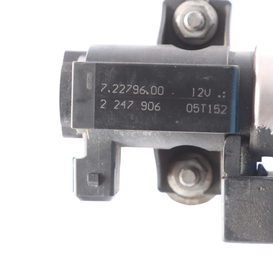 Druck Wandler AGR Magnet Ventil 2247906 für BMW X5 E53 E60 E65 E70 E87 E90 E91 mit Teilenummer 7796634 BMW X5 E53 E60 E65 E70 E87 E90 E91 Druck Wandler AGR Magnet Ventil 2247906 - SKU 7796634 - Teilenummer 7796634