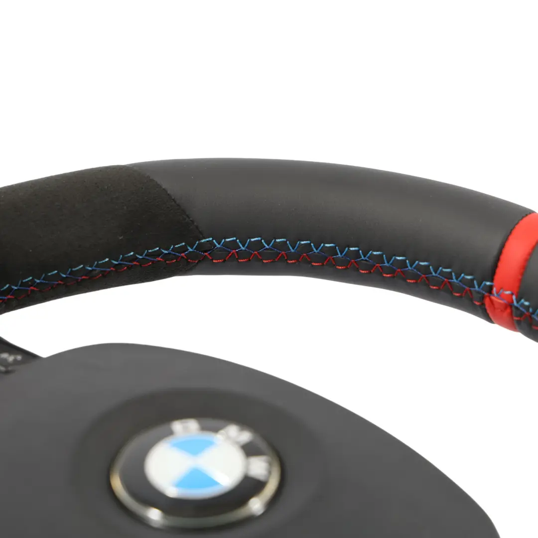 Nuova Pelle / Alcantara M Sport Volante Sportivo Airbag per BMW E81 E87 E90 E91 E92 con numero di parte 7839114 BMW E81 E87 E90 E91 E92 Nuova Pelle / Alcantara M Sport Volante Sportivo Airbag - SKU 7839114-8-SET - Numero di parte 7839114