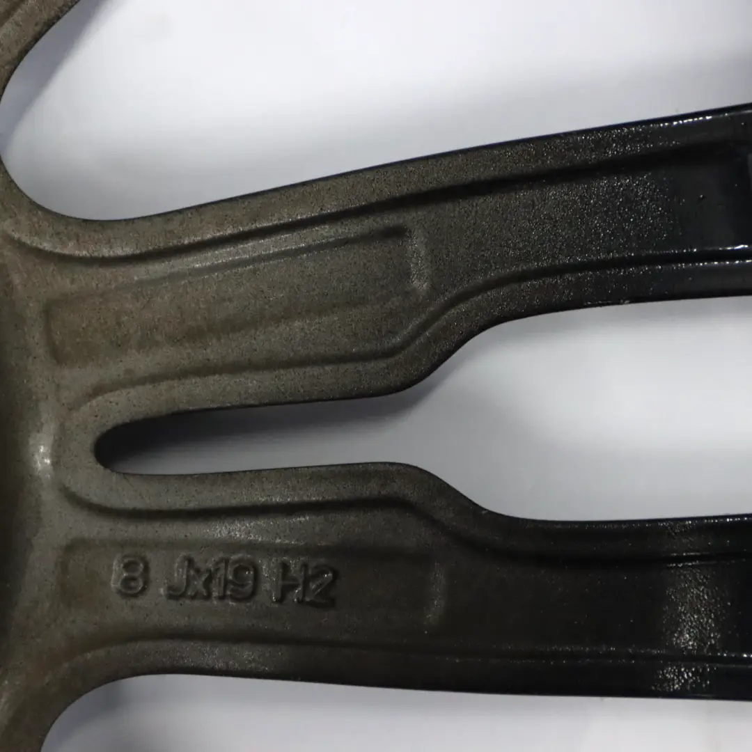 Cerchio In Lega Nero 19" ET:36 8J M Star Spoke 403 per BMW F30 F31 F32 F33 con numero di parte 7850020 BMW F30 F31 F32 F33 Cerchio In Lega Nero 19" ET:36 8J M Star Spoke 403 - SKU 7850020-1 - Numero di parte 7850020