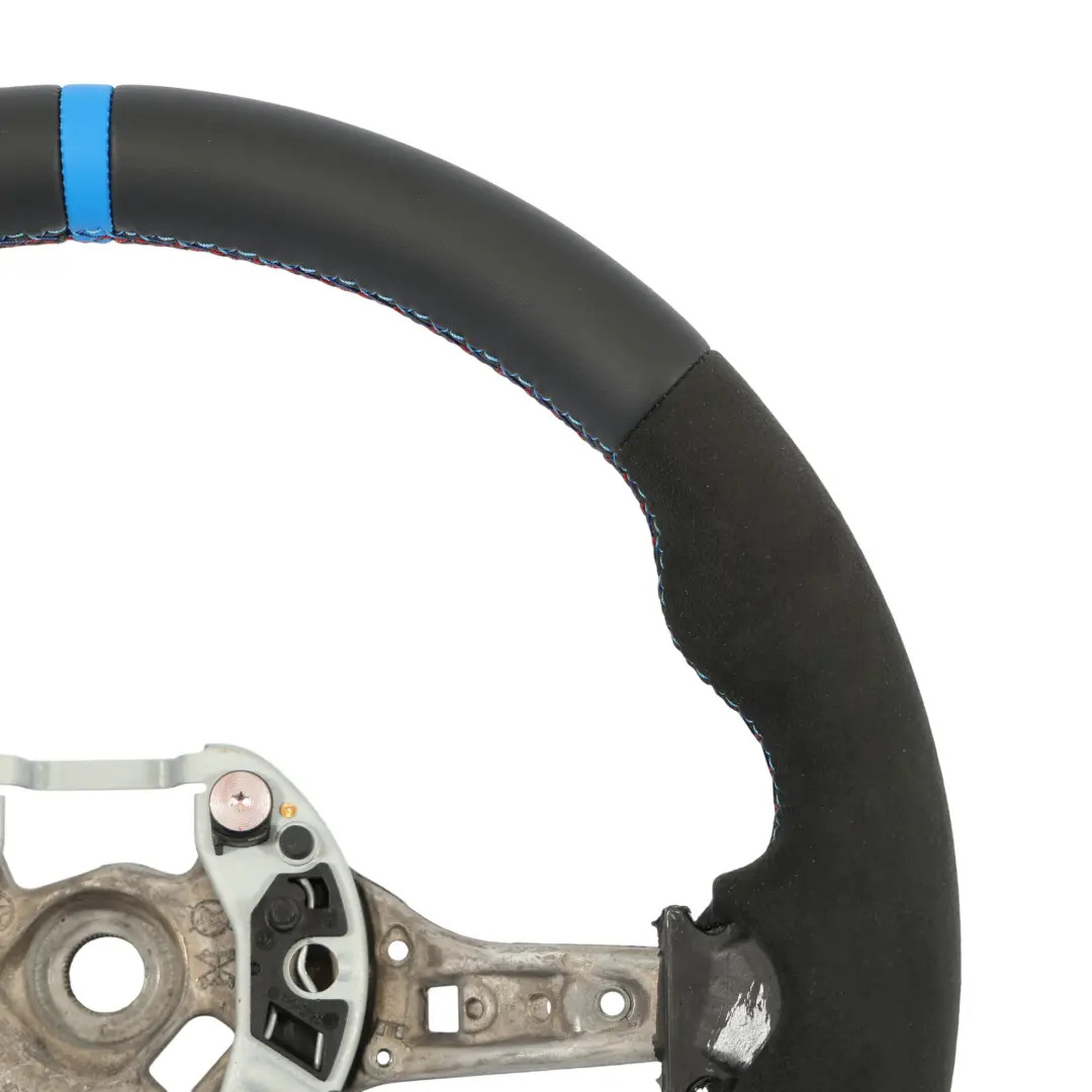 NUEVO Volante De Cuero Negro / Alcantara para BMW F20 F21 F30 F31 F32 M Sport con número de pieza 7850403 BMW F20 F21 F30 F31 F32 M Sport NUEVO Volante De Cuero Negro / Alcantara - SKU 7850403-11 - Número de pieza 7850403