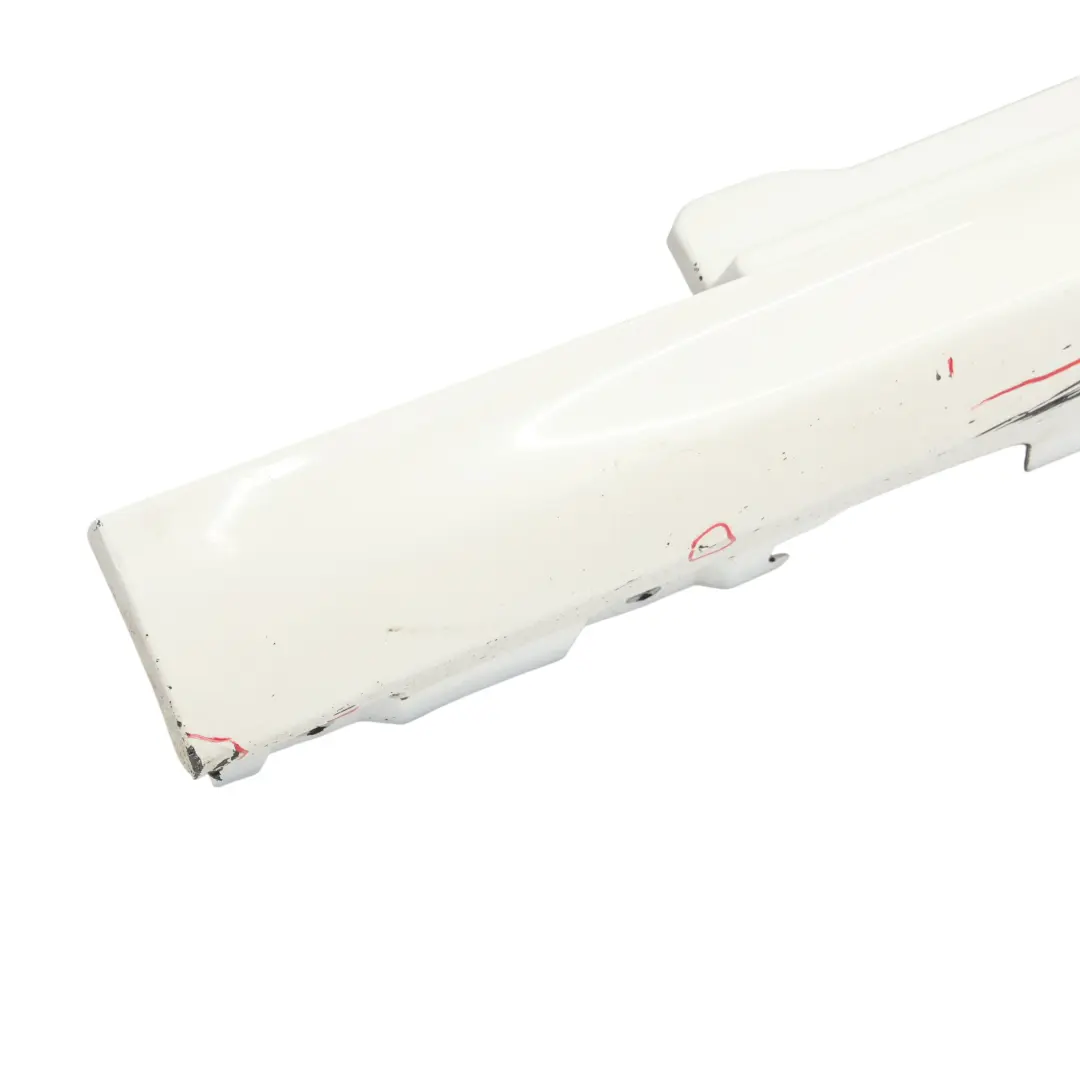 Faldón Lateral M Sport Panel de umbral Izquierdo Alpinweiss 3 - 300 para BMW F06 con número de pieza 8052655 BMW F06 Faldón Lateral M Sport Panel de umbral Izquierdo Alpinweiss 3 - 300 - SKU 8052655-AW1 - Número de pieza 8052655