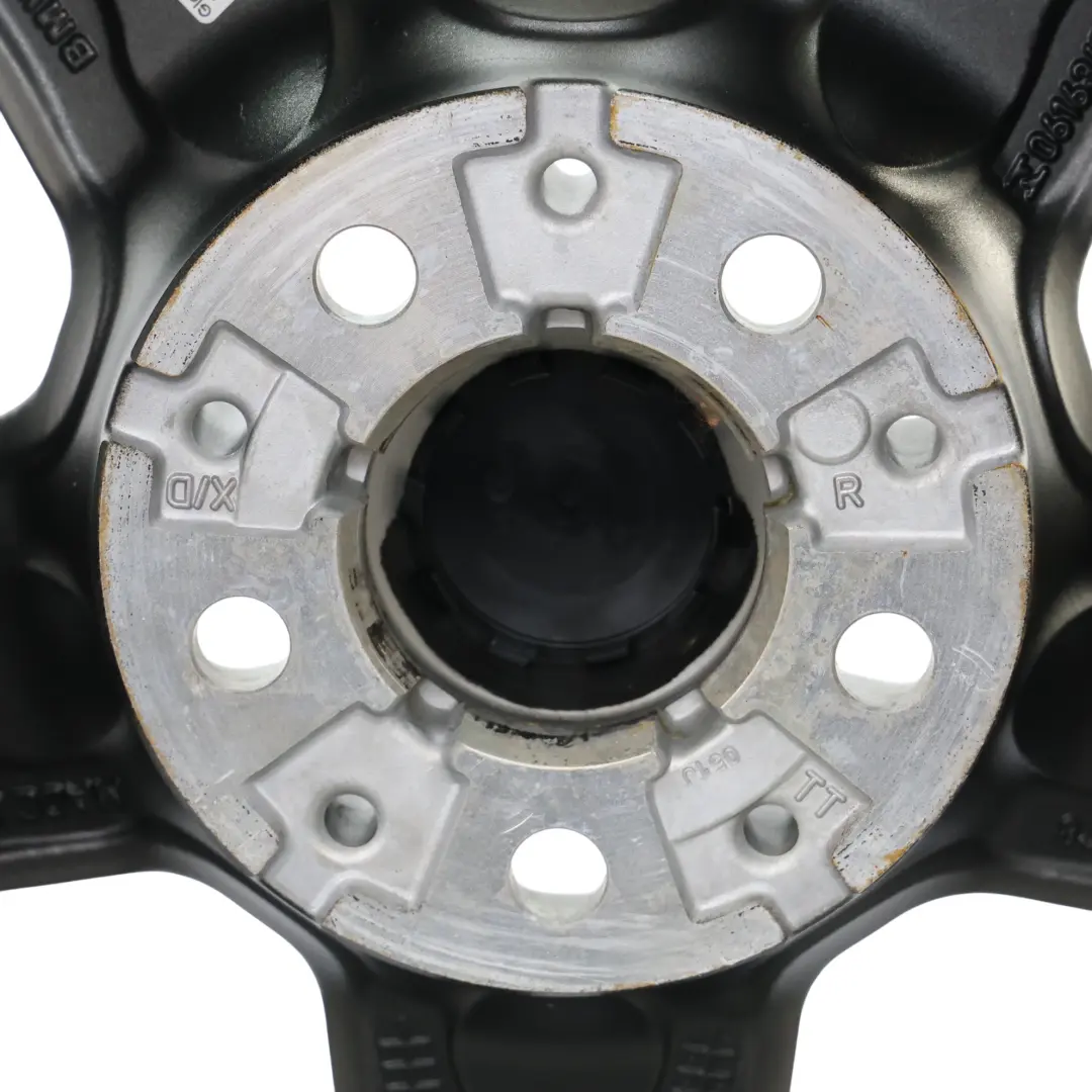 Cerchio in lega Grigio Cerio 18" Doppie razze 556M ET:54 8J per BMW F40 F44 con numero di parte 8053524 BMW F40 F44 Cerchio in lega Grigio Cerio 18" Doppie razze 556M ET:54 8J - SKU 8053524-1 - Numero di parte 8053524