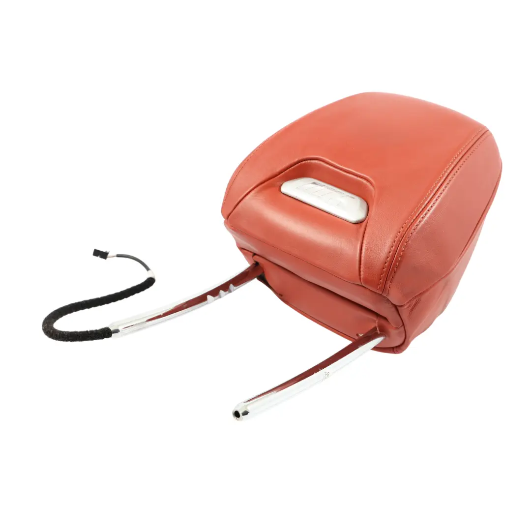 Poggiatesta Sedile Anteriore Pelle Merino Sakhir Orange per BMW F83 M4 Cabrio con numero di parte 8058447 BMW F83 M4 Cabrio Poggiatesta Sedile Anteriore Pelle Merino Sakhir Orange - SKU 8058447 - Numero di parte 8058447