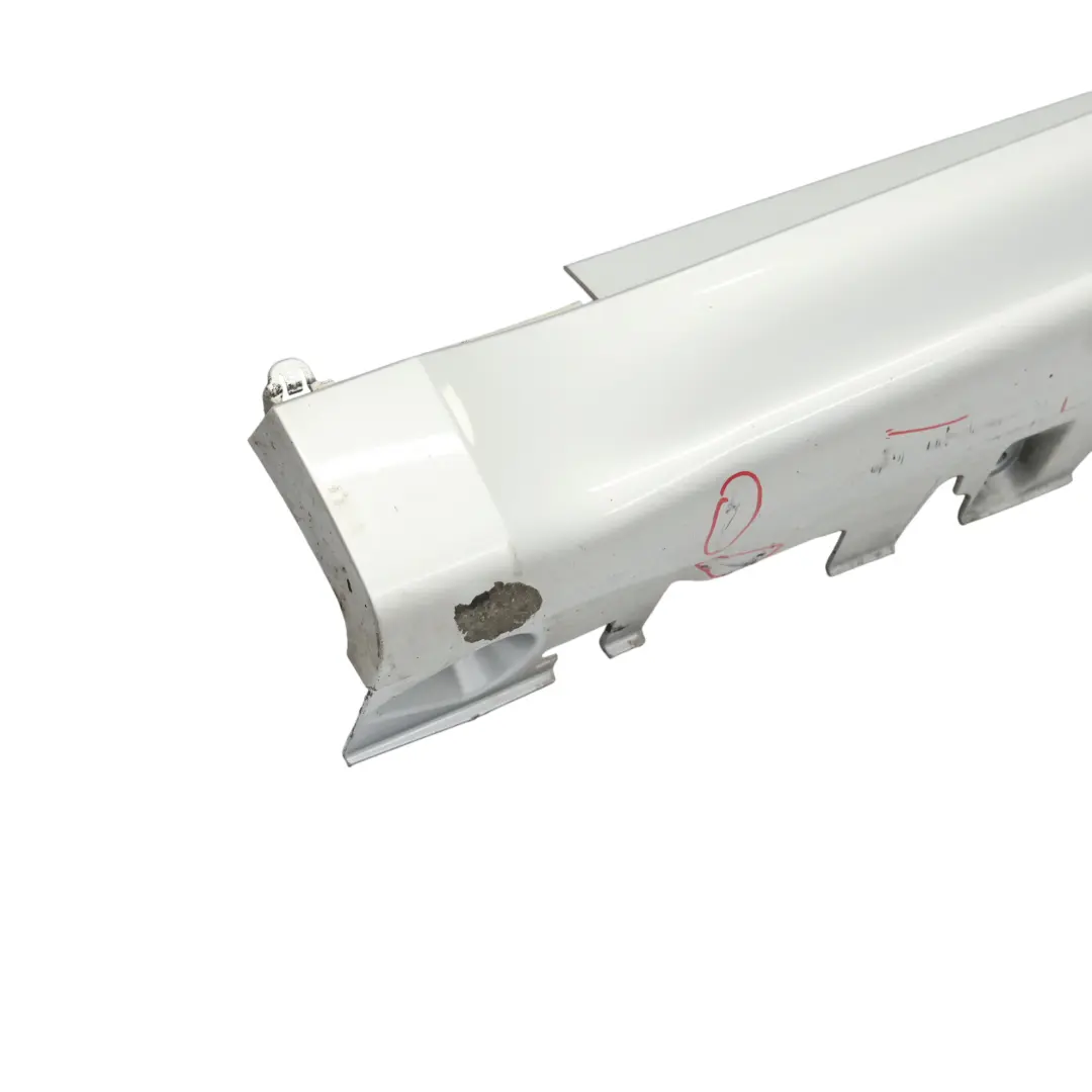 Cache De Seuil Latérale Gauche M Sport Glacier Silber Metallic - A83 pour BMW X5 F15 à propos du numéro de pièce 8058507 BMW X5 F15 Cache De Seuil Latérale Gauche M Sport Glacier Silber Metallic - A83 - SKU 8058507-GSB - Numéro de pièce 8058507