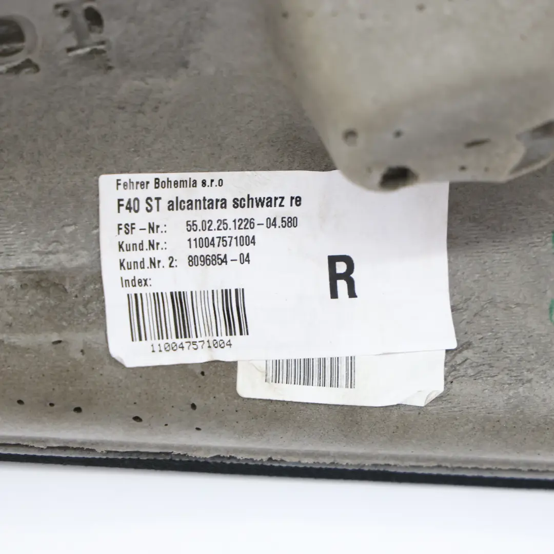 Rücksitzverkleidung Rechts Bank Seitenverkleidung Alcantara Schwarz für BMW F40 mit Teilenummer 8096854 BMW F40 Rücksitzverkleidung Rechts Bank Seitenverkleidung Alcantara Schwarz - SKU 8096854 - Teilenummer 8096854