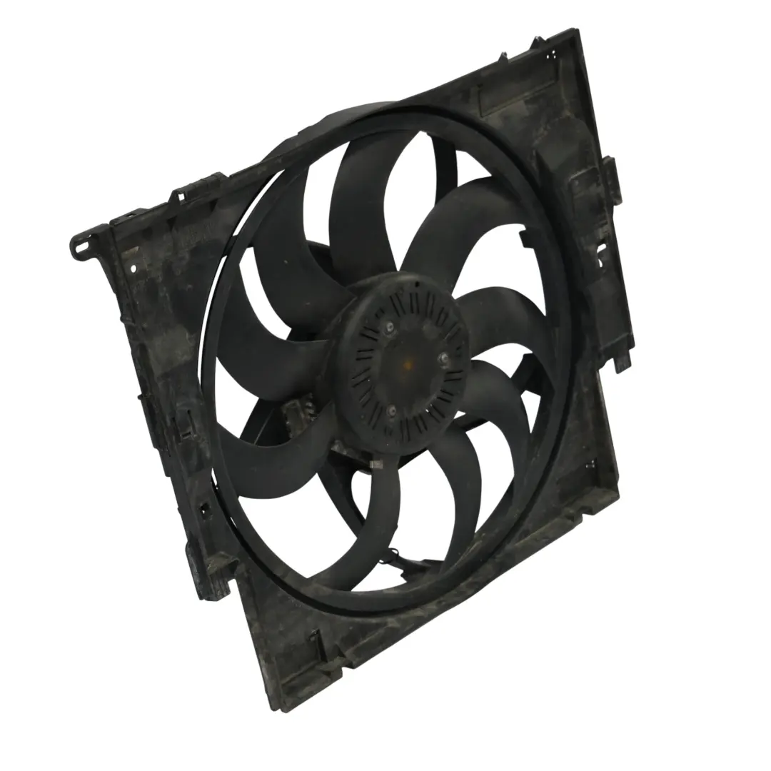 BMW F20 F21 F22 F30 F32 LCI Engine Cooling Radiator Fan 600W 8641947 - SKU 8625440-2 - Part number 8625440