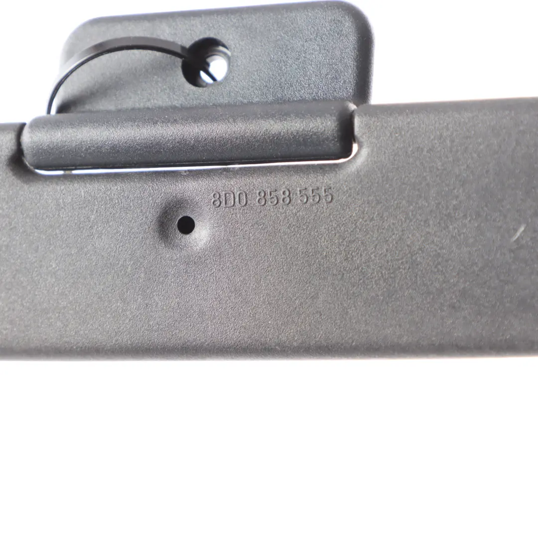 Vorderseite Mitte Sonnenblende Panel für Audi A3 8P A4 B7 mit Teilenummer 8D0858555 Audi A3 8P A4 B7 Vorderseite Mitte Sonnenblende Panel - SKU 8D0858555-1 - Teilenummer 8D0858555