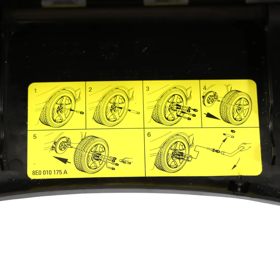 Cric Ruota Di Scorta Auto Lift Holder Box 8E0010175A per Audi A4 B7 con numero di parte 8E0012112A Audi A4 B7 Cric Ruota Di Scorta Auto Lift Holder Box 8E0010175A - SKU 8E0012112A - Numero di parte 8E0012112A