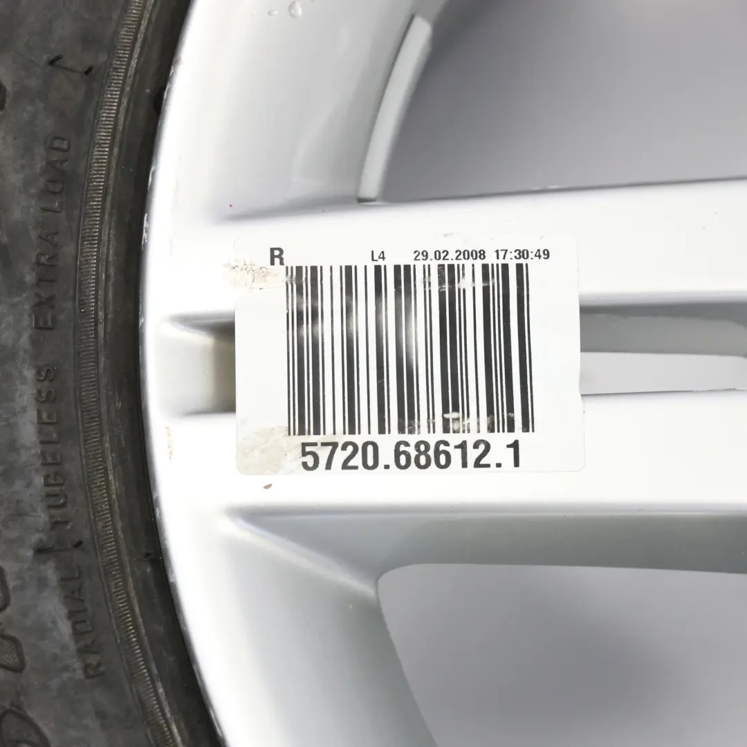 Audi A4 B7 Jante Alliage 17" ET:45 7,5J Argent Pneu Pirreli 245/45 - SKU 8E0601025AS - Numéro de pièce 8E0601025AS