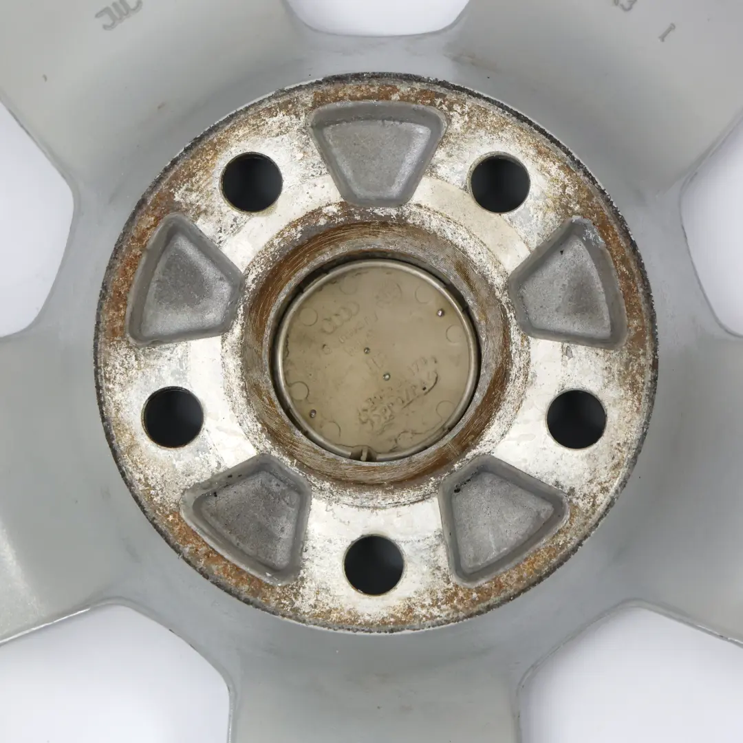 Jante Alliage Argent 16" ET:42 7J À Rayons Étoilés pour Audi A4 B7 8E à propos du numéro de pièce 8E0601025B Audi A4 B7 8E Jante Alliage Argent 16" ET:42 7J À Rayons Étoilés - SKU 8E0601025B-6 - Numéro de pièce 8E0601025B