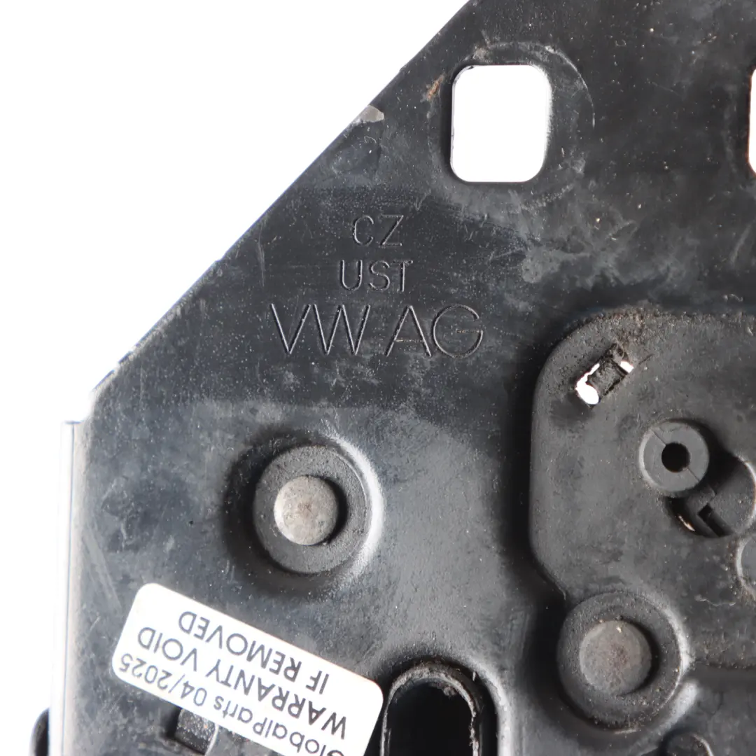 Hood Bonnet Engine Release Catch Latch Lock Front to Audi A4 B7 with Part number 8E0823509B Audi A4 B7 Hood Bonnet Engine Release Catch Latch Lock Front - SKU 8E0823509B - Part number 8E0823509B