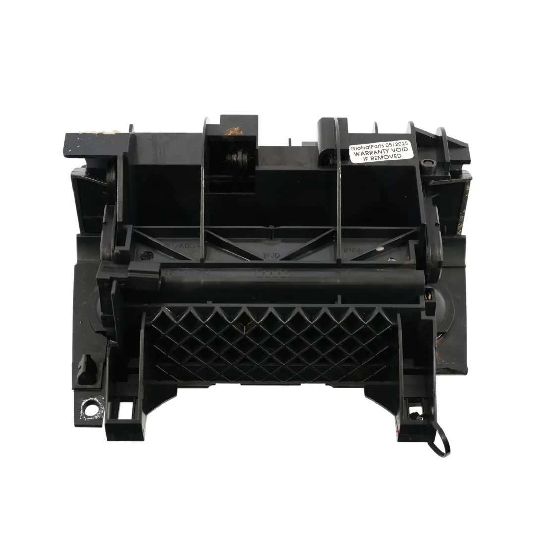 Mittelkonsole Aschenbecher Ablage Vergleich Trim für Audi A4 B7 mit Teilenummer 8E0857951J Audi A4 B7 Mittelkonsole Aschenbecher Ablage Vergleich Trim - SKU 8E0857951J-2 - Teilenummer 8E0857951J