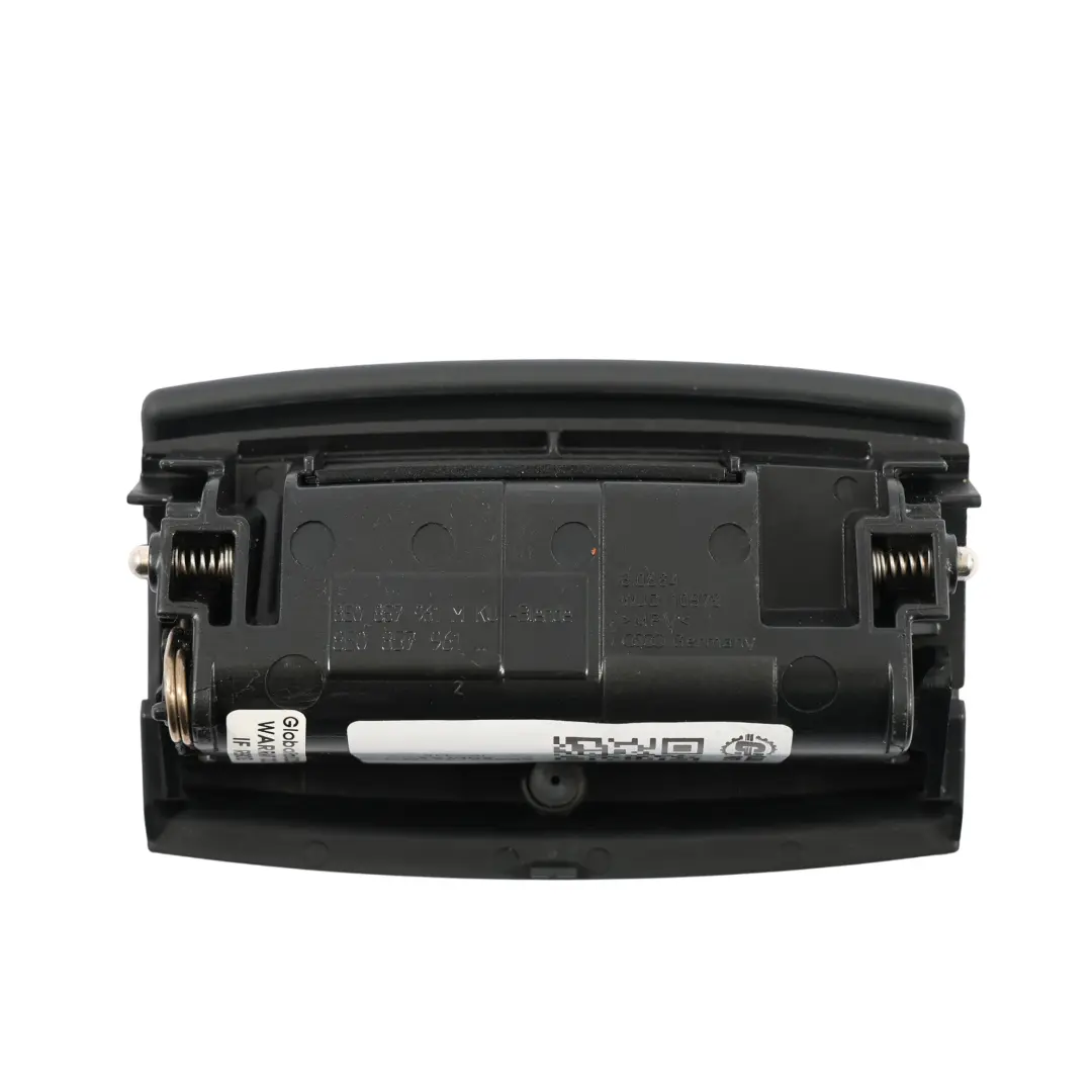 Audi A4 B7 Cendrier Arrière Insert Console Centrale - SKU 8E0857961M-1 - Numéro de pièce 8E0857961M