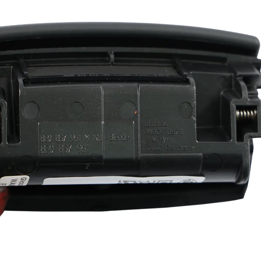 Audi A4 B7 Cenicero Trasero Insertar Cenicero Consola Central - SKU 8E0857961M-1 - Número de pieza 8E0857961M