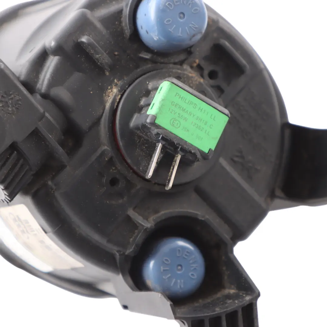 Lampa Przeciwmgielna Przednia Prawa do Audi A3 8P o numerze 8E0941700E Audi A3 8P Lampa Przeciwmgielna Przednia Prawa - SKU 8E0941700E - Numer Części 8E0941700E