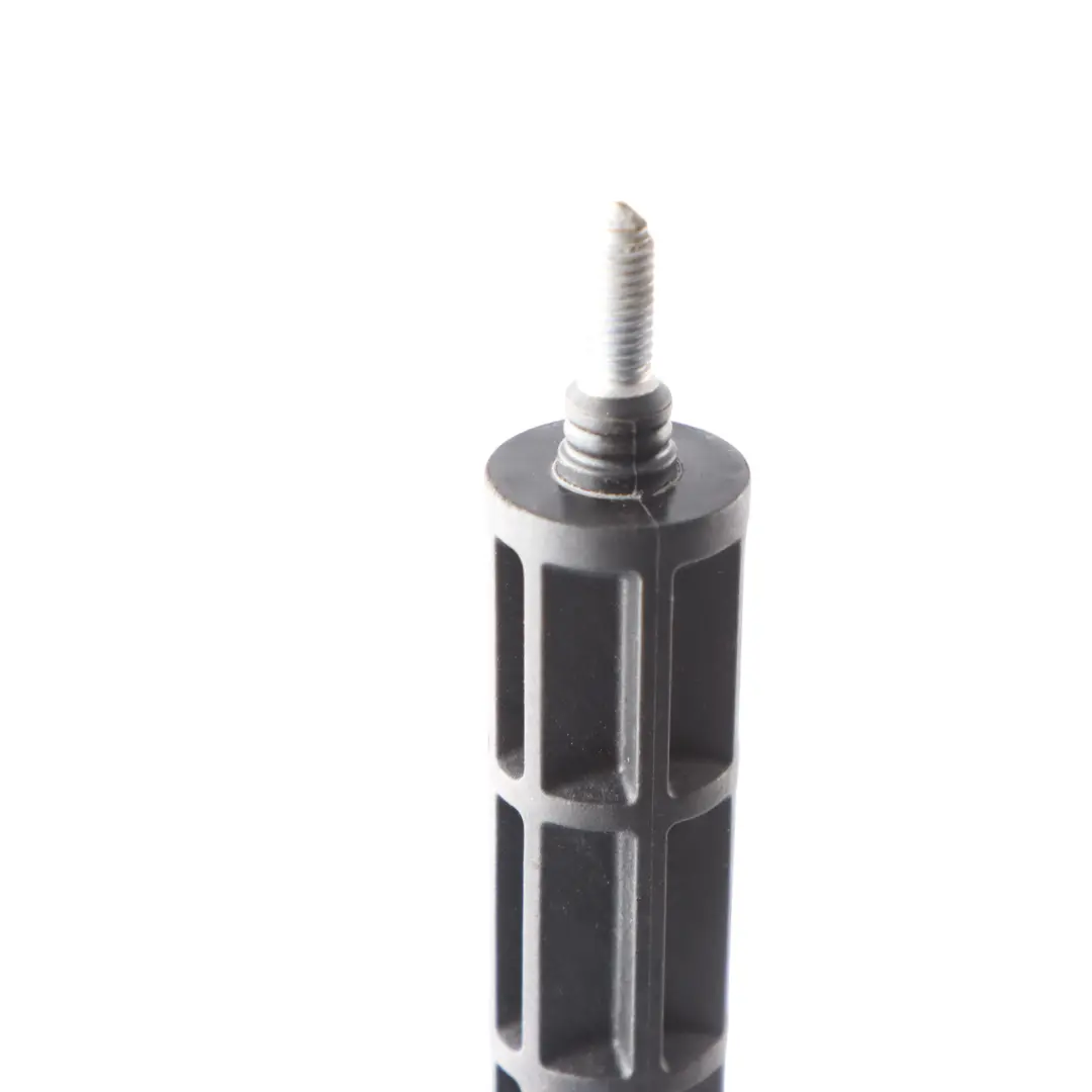 Audi A4 B8 A5 8T Luz Trasera Elemento De Montaje Perno De Fijación - SKU 8E0945246B - Número de pieza 8E0945246B