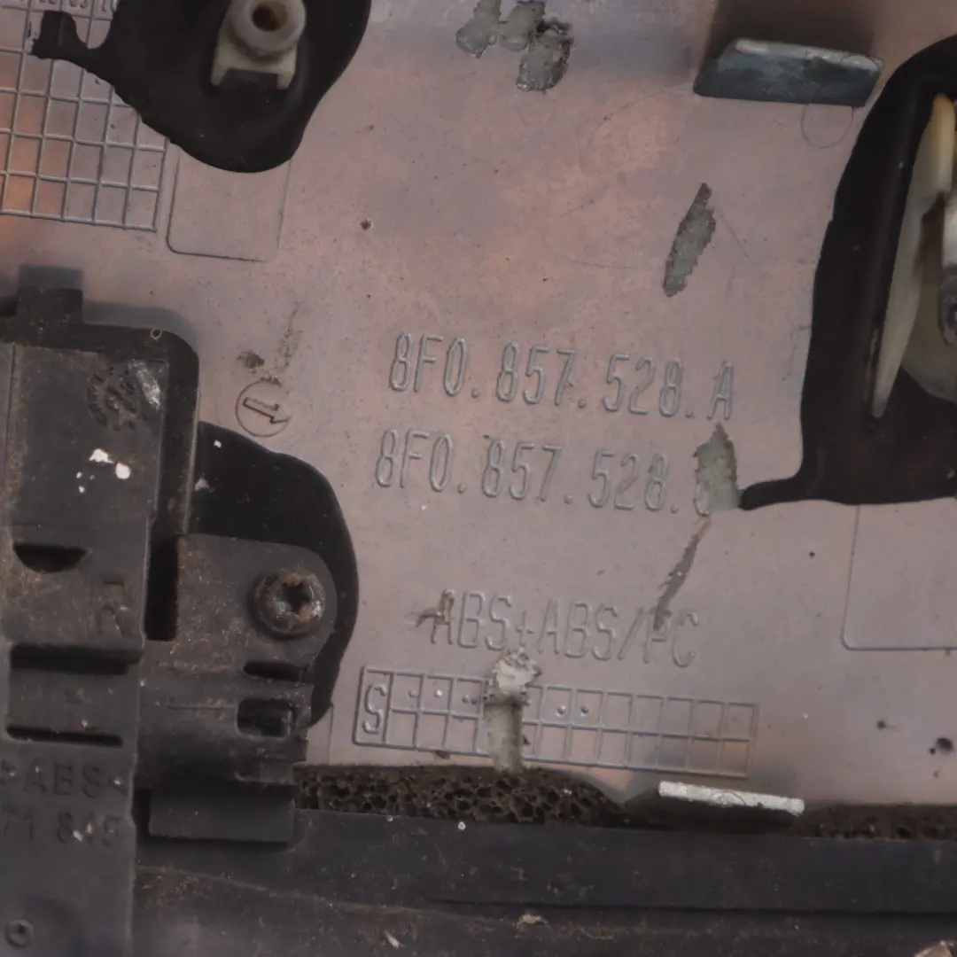 Specchio Alare Alloggiamento Porta Destra Alluminio per Audi S4 B8 con numero di parte 8F0857528C Audi S4 B8 Specchio Alare Alloggiamento Porta Destra Alluminio - SKU 8F0857528C-ALU - Numero di parte 8F0857528C