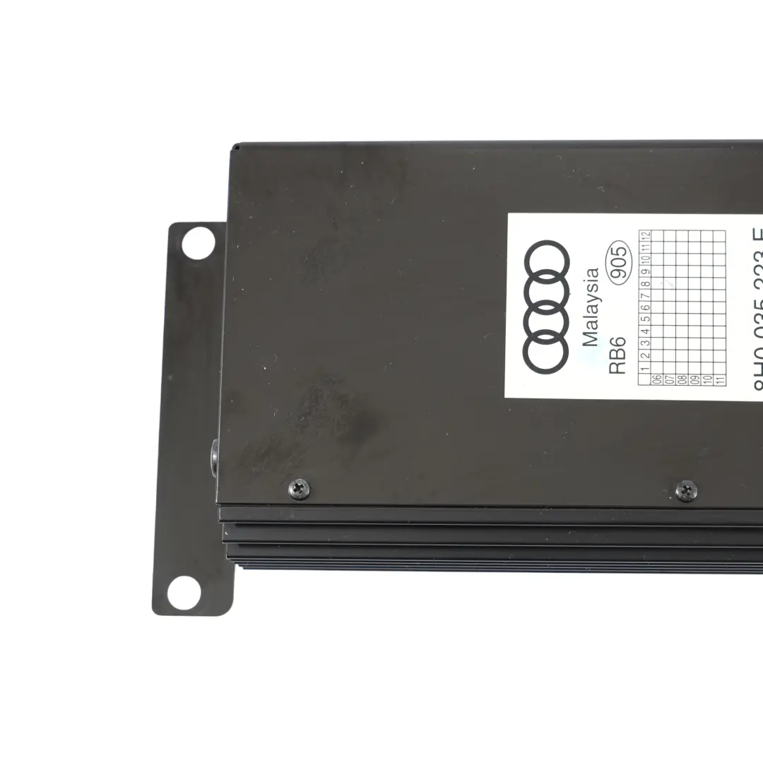 Audi A4 B7 Convertible Altavoz Trasero Amplificador Blaupunkt Derecho - SKU 8H0035223E - Número de pieza 8H0035223E